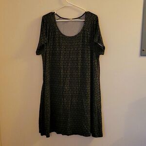 Old navy black and white pattern dress size xl
